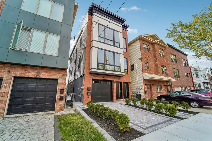 187 COLUMBIA AVE, Jersey City, NJ 07307 - #2