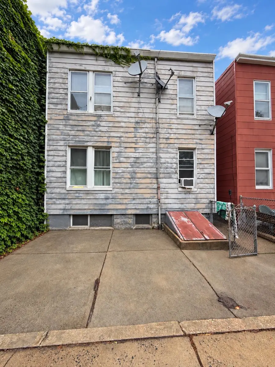 46 EAST 18TH ST, Bayonne, NJ 07002 - #2
