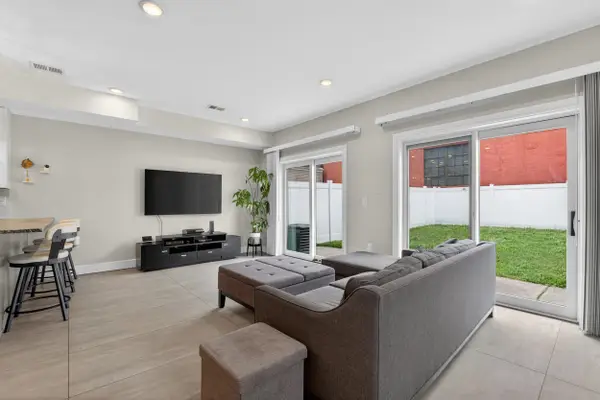 1175 SUMMIT AVE #2, JC, Heights, NJ 07307