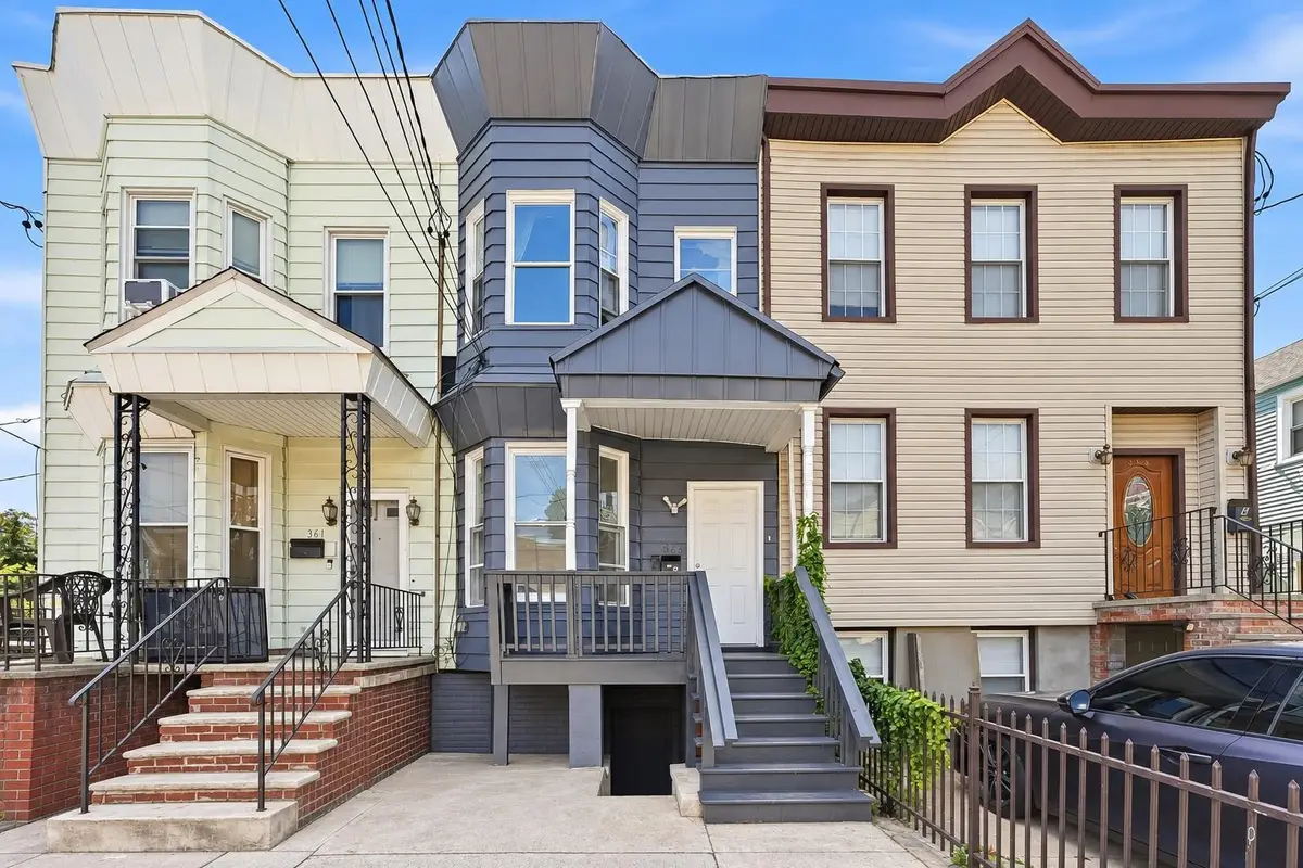 363 FORREST ST, Jersey City, NJ 07304 - #1
