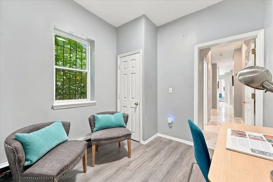 363 FORREST ST, Jersey City, NJ 07304 - #2