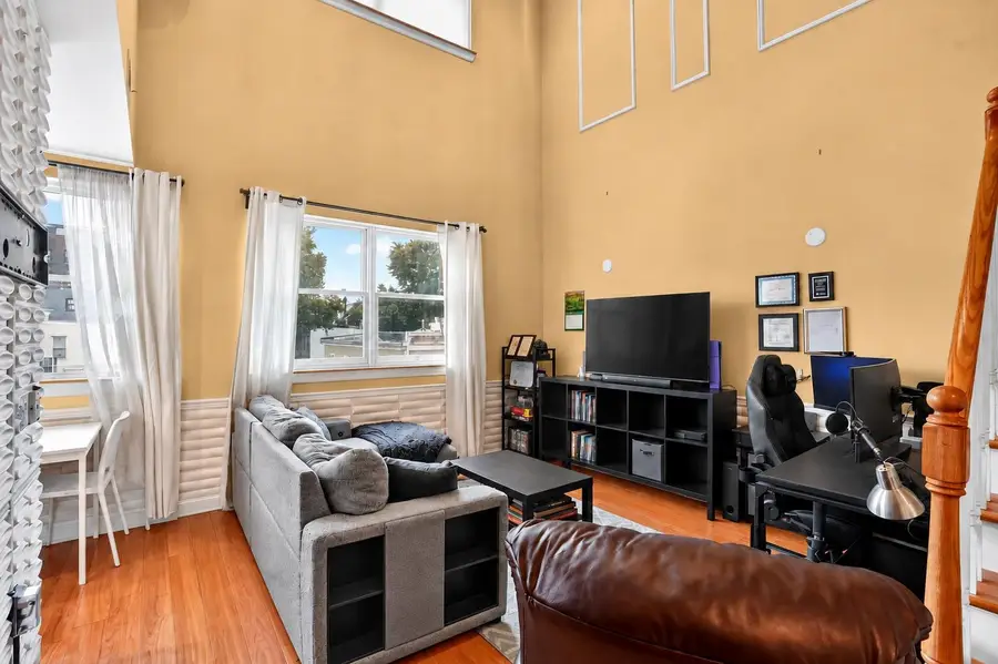 769 MONTGOMERY ST #214, Jersey City, NJ 07306 - #3
