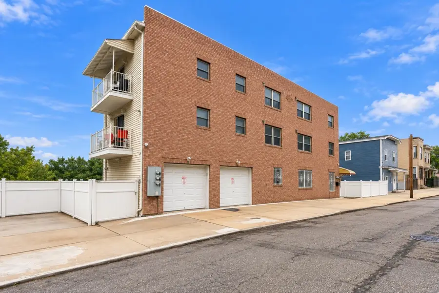 147 LIBERTY AVE, Jersey City, NJ 07306 - #3