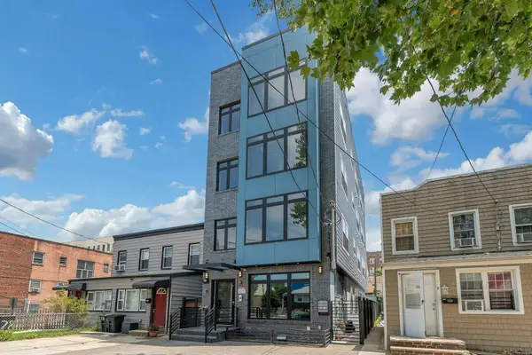 76 CORBIN AVE #2, JC, Journal Square, NJ 07306