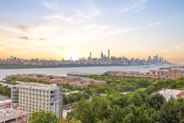 320 ADOLPHUS AVE #519, Cliffside Park, NJ 07010