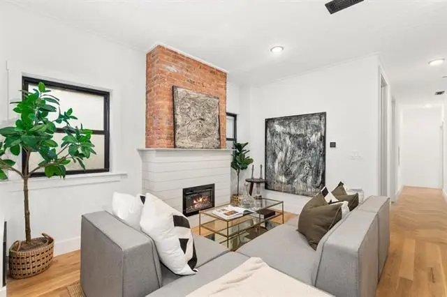 297 NEW YORK AVE, Jersey City, NJ 07307 - #2