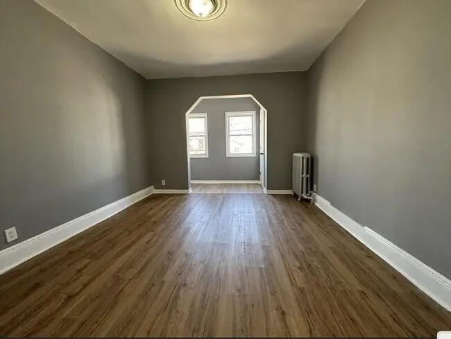 119 WOODLAWN AVE, Jersey City, NJ 07305 - #3