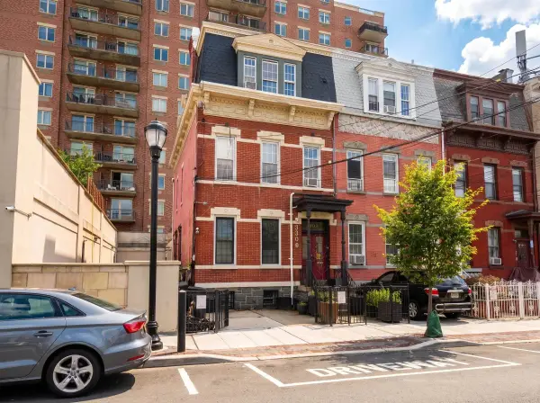 3308 HUDSON AVE, Union City, NJ 07087