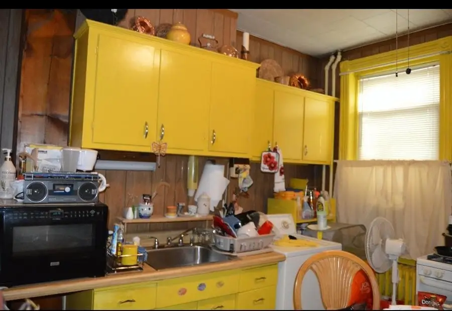 20 CRESCENT AVE, Jersey City, NJ 07304 - #2