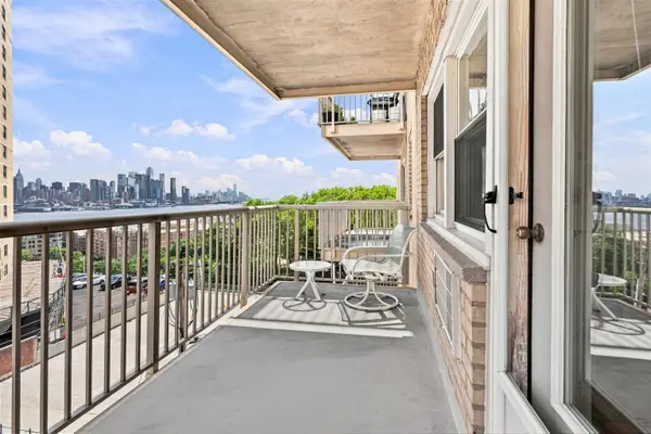 6010 BLVD EAST #64, West New York, NJ 07093