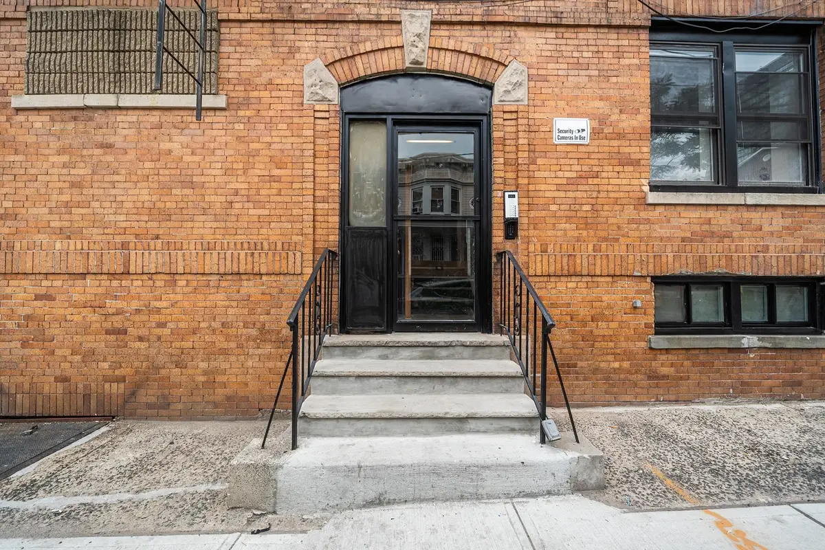 25 HIGH ST #1, Jersey City, NJ 07306 - #1