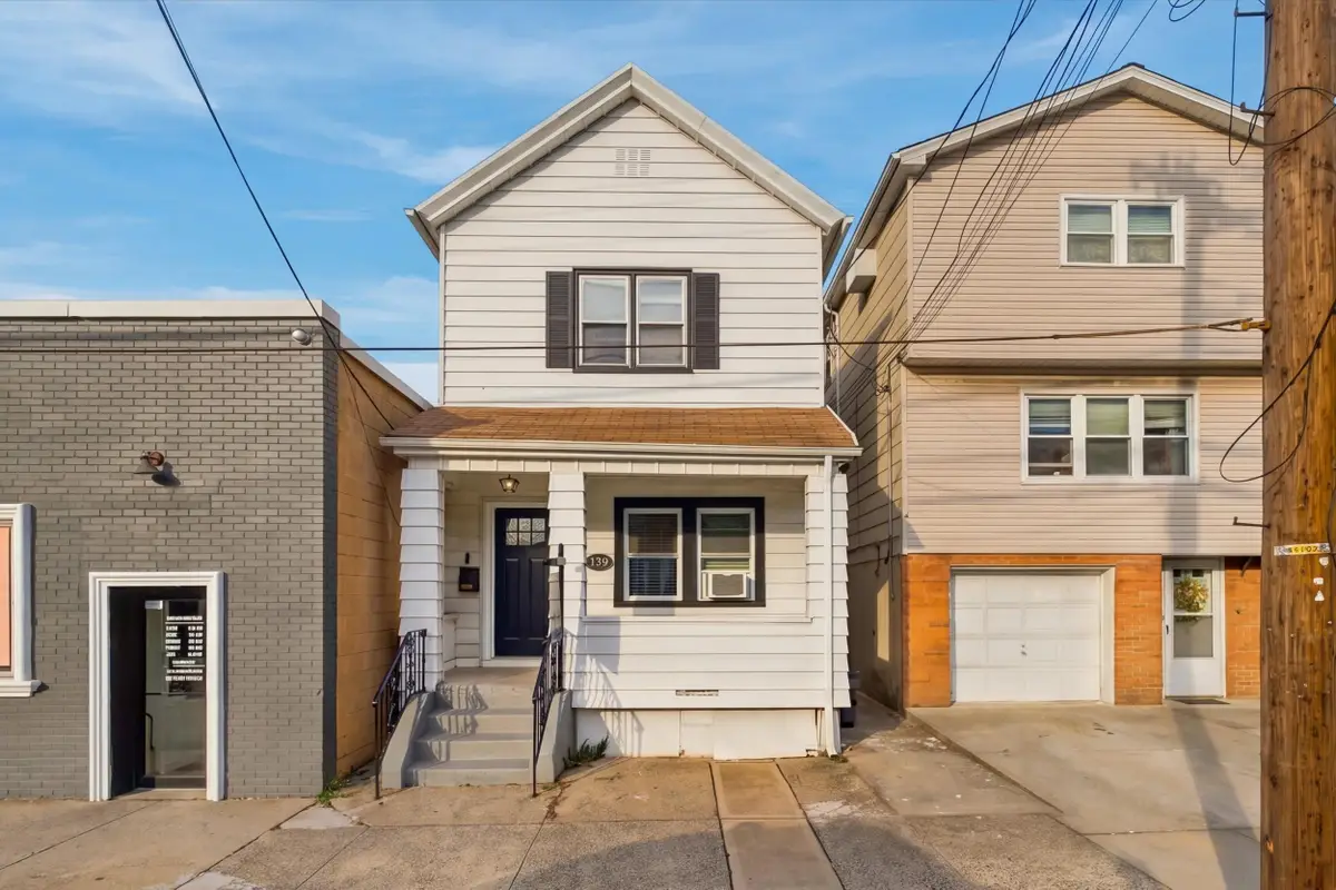 139 WEST 51ST ST, Bayonne, NJ 07002 - #1