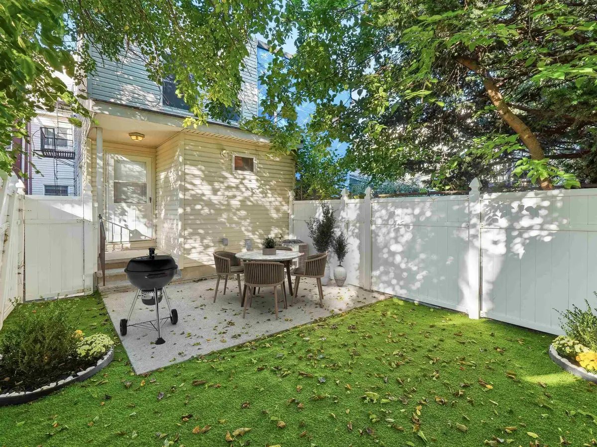277 3RD ST #2, Jersey City, NJ 07302 - #1