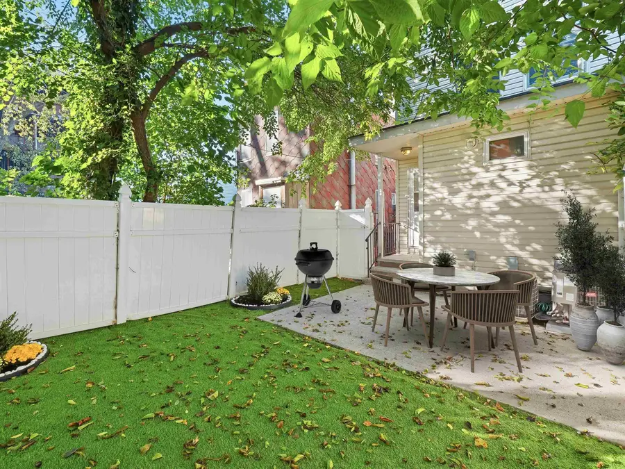 277 3RD ST #2, Jersey City, NJ 07302 - #2