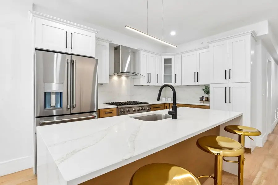 217 WARREN ST #1, Jersey City, NJ 07302 - #3