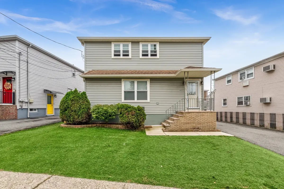 304 LAKE AVE, Lyndhurst, NJ 07071 - #1