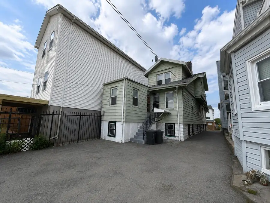 3158 JOHN F KENNEDY BLVD, Jersey City, NJ 07306 - #3