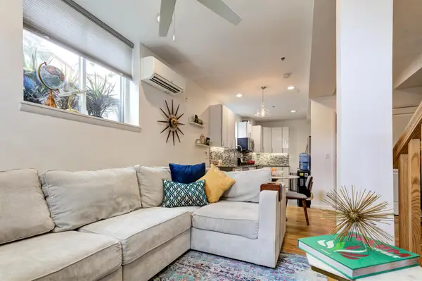 58 GILES AVE #2, JC, Journal Square, NJ 07306