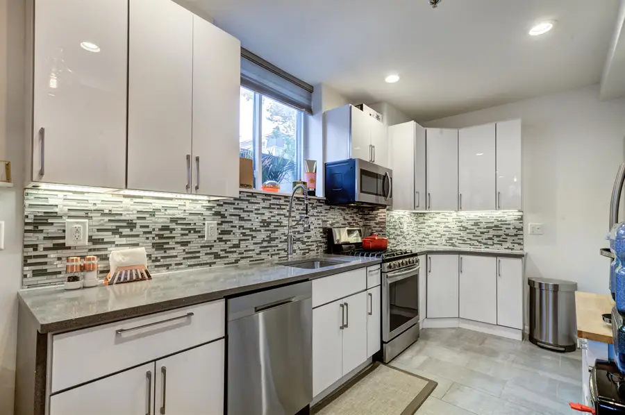 58 GILES AVE #2, Jersey City, NJ 07306 - #3