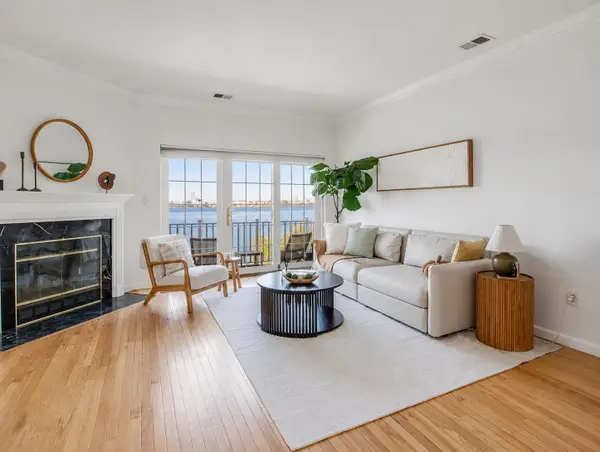 126 COTTONWOOD ST, JC, West Bergen, NJ 07305