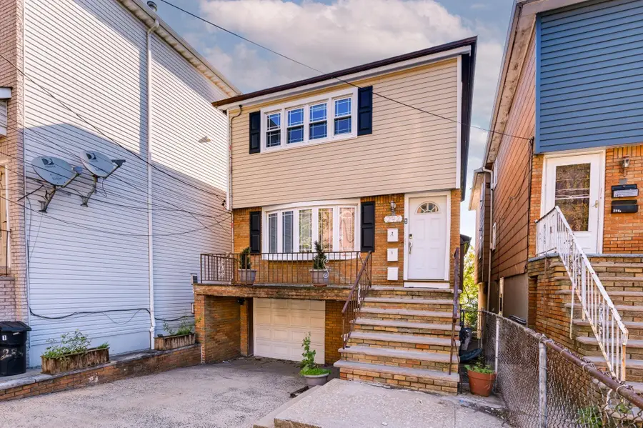 292 RANDOLPH AVE #1, Jersey City, NJ 07304 - #2