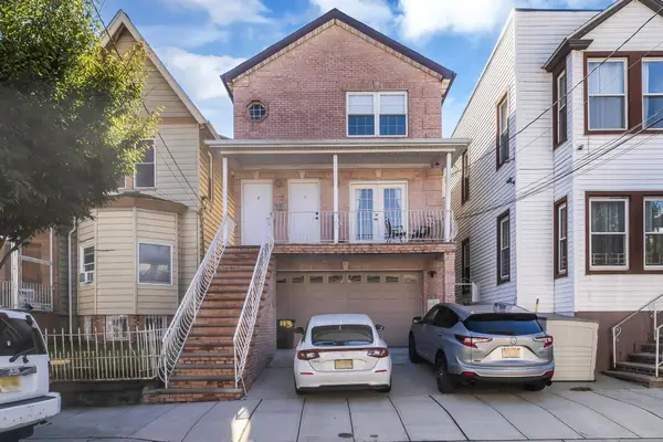 113 38TH ST, Union City, NJ 07087