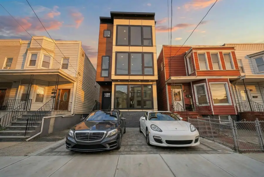 115 CHARLES ST #2, Jersey City, NJ 07307 - #2