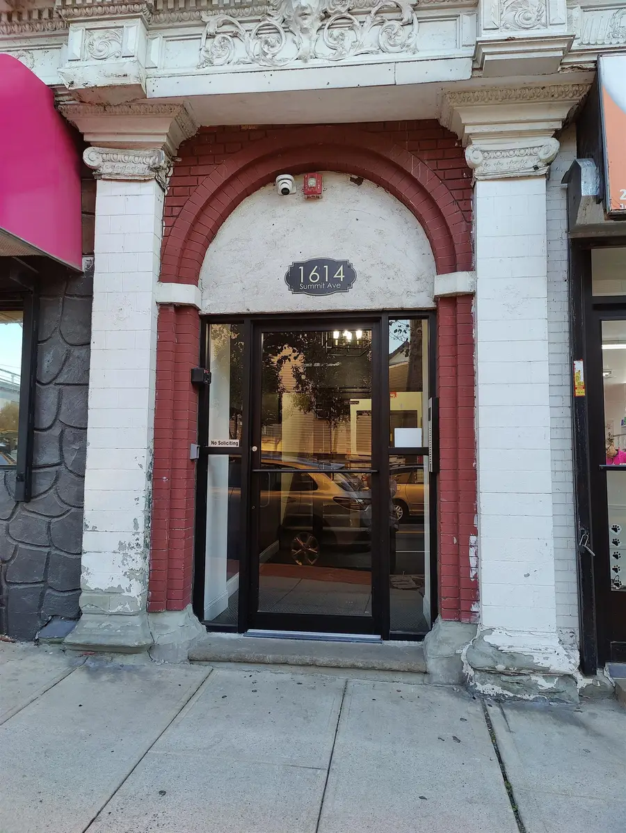 1614 SUMMIT AVE #203, Union City, NJ 07087-1948 - #2