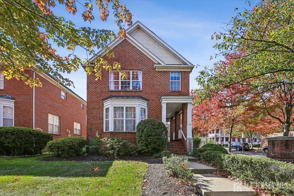 12 Park Square, Metuchen, NJ 08840 BHGRE