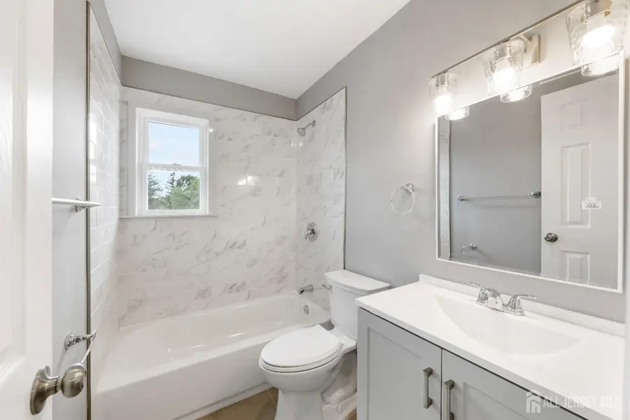 -47 Gramercy Gardens #B, Middlesex, NJ 08846 - Image #2