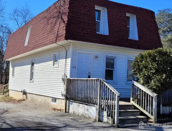 -178 E Charleston Avenue, Lawnside, NJ 08045