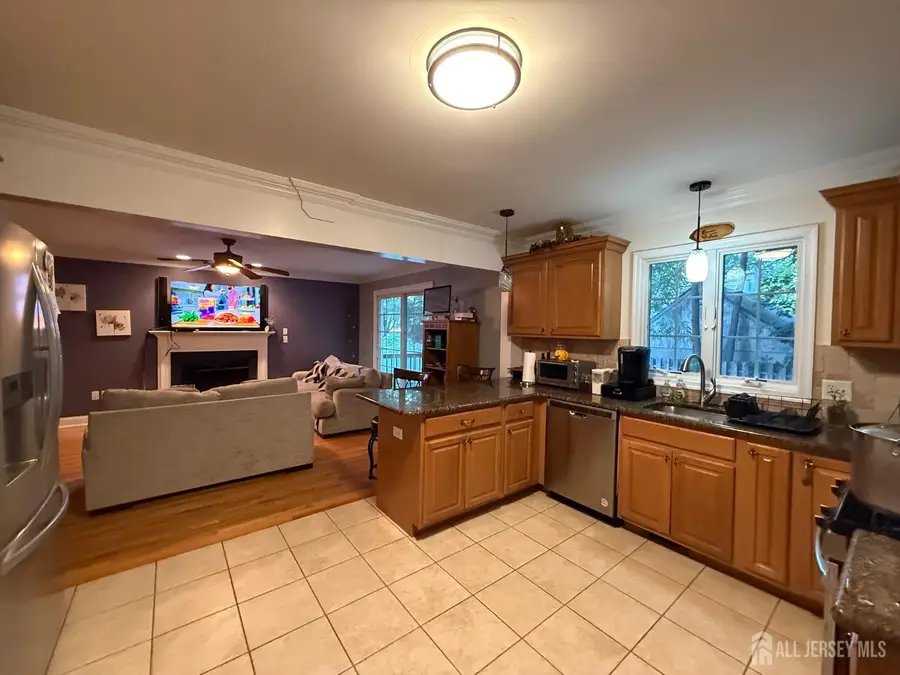 -531 Harris Avenue, Middlesex, NJ 08846 - Image #2