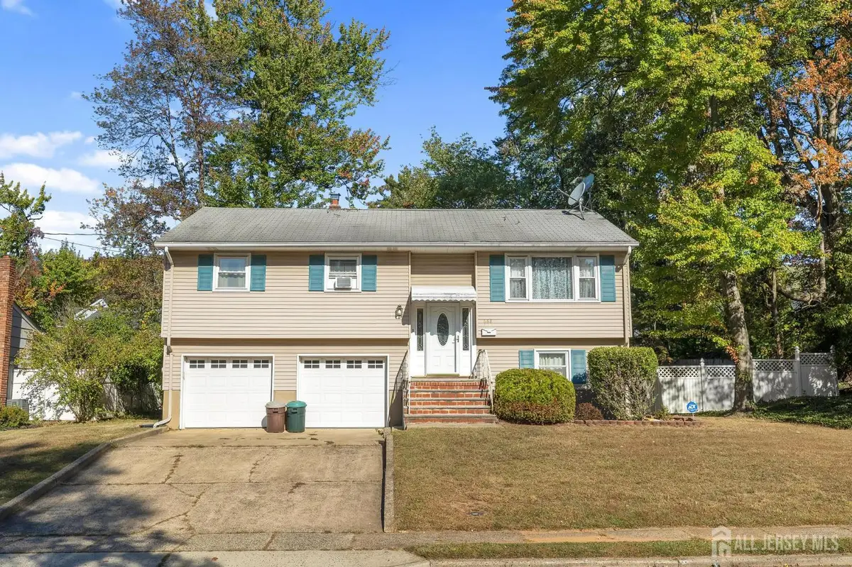 -668 Warfield Road, North Plainfield, NJ 07063 - Image #1