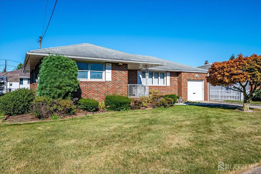 -670 Columbus Circle, Perth Amboy, NJ 08861 - Image #3