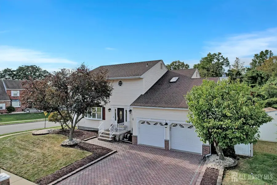 -34 Princess Drive, North Brunswick, NJ 08902 - Image #3