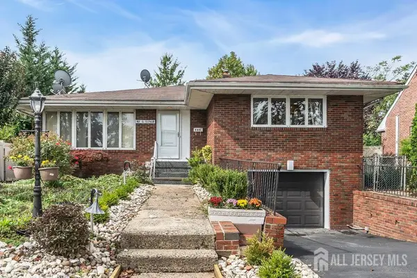 -585 Noe Avenue, Woodbridge Proper, NJ 07095