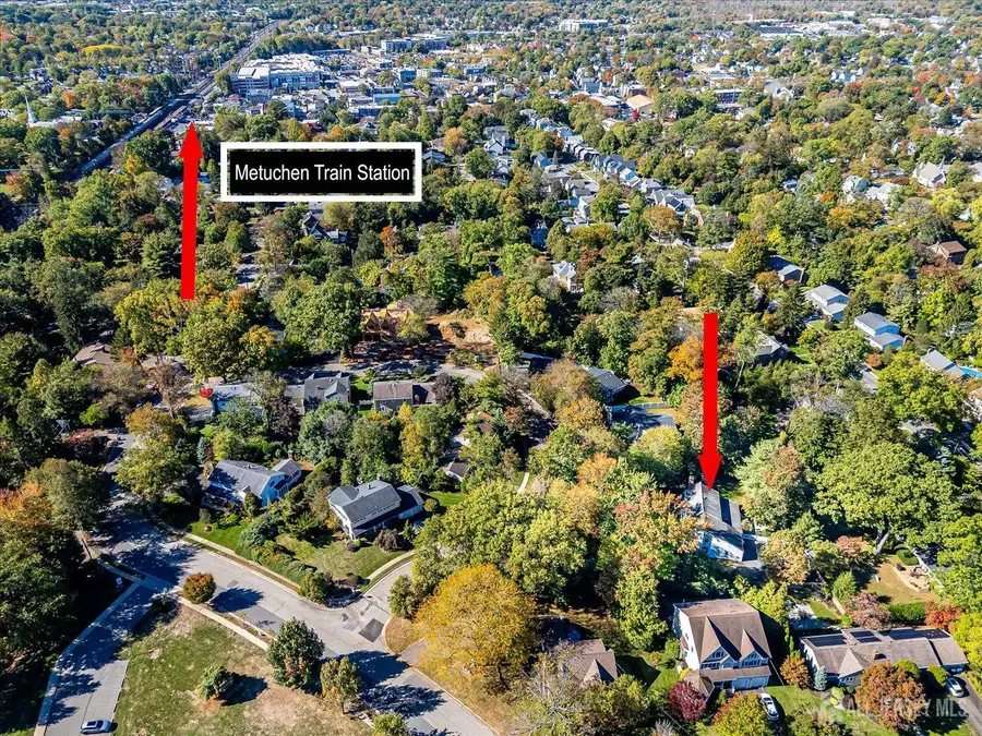 -39 Rayle Court, Metuchen, NJ 08840 - Image #2