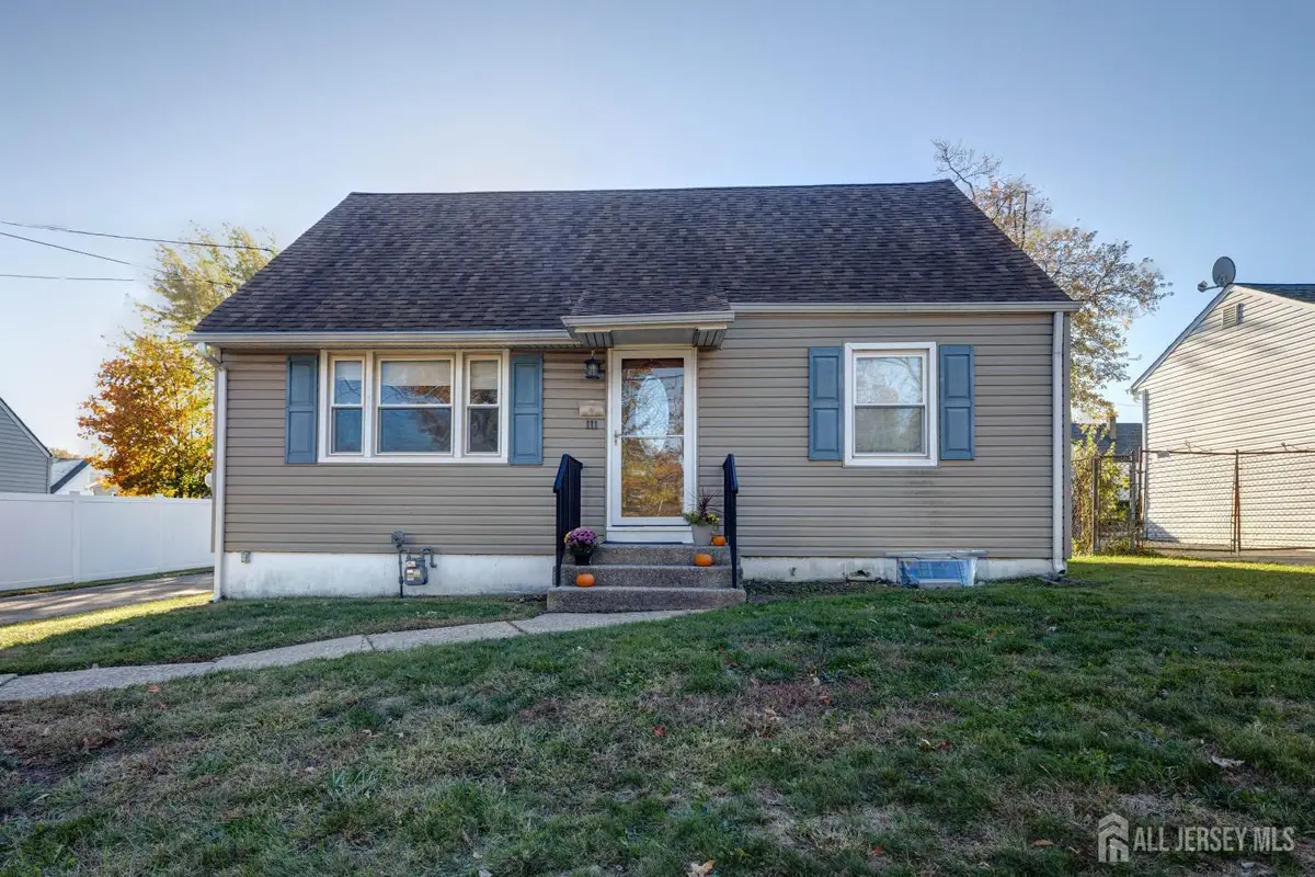 -111 Longview Circle E, Fords, NJ 08863 - Image #1