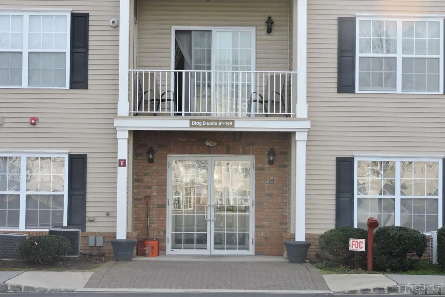 -81 Liddle Avenue, Edison, NJ 08837 - Image #2