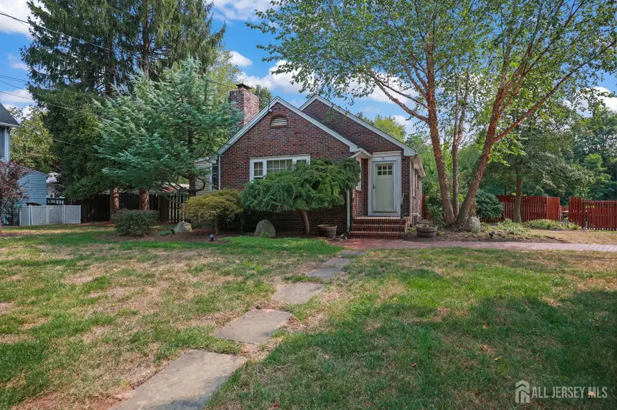 -7 Lake Avenue, Helmetta, NJ 08828 - Image #2