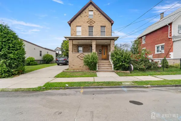 -23 Leick Avenue, Carteret, NJ 07008