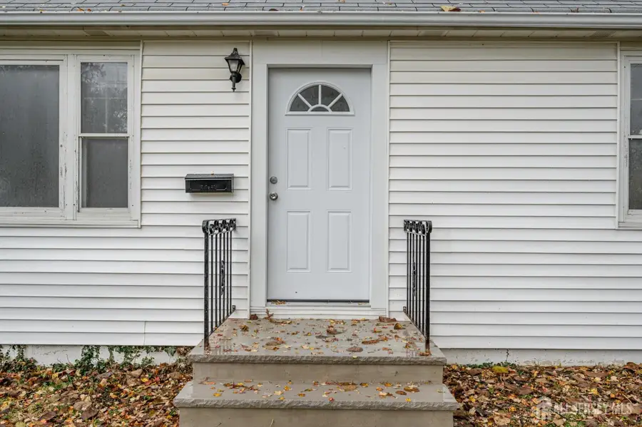 -708 Nathan Hale Avenue, Lawrence Township, NJ 08648 - Image #2