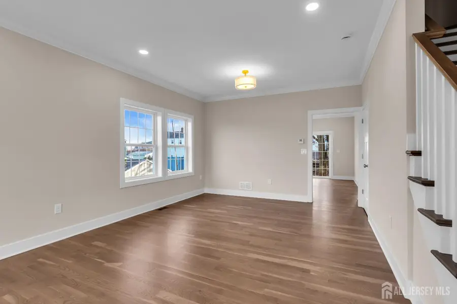 -409 Eagle Avenue, Perth Amboy, NJ 08861 - Image #3