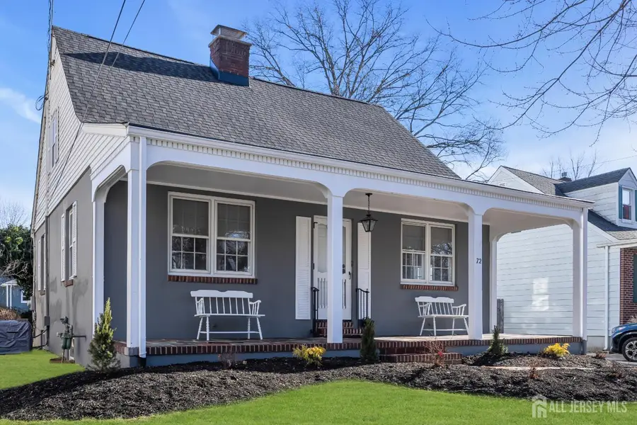 -72 Kempson Place, Metuchen, NJ 08840 - Image #2