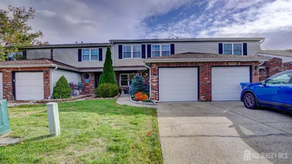 -64 Jefferson Drive, Spotswood, NJ 08884