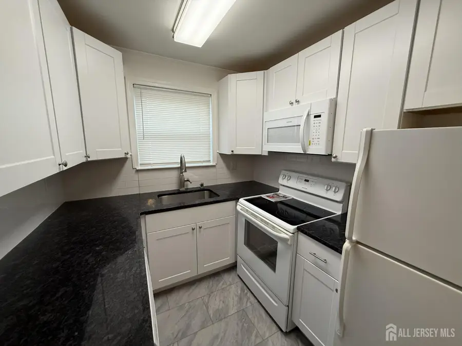 -289 Main Street #4Q, Spotswood, NJ 08884 - Image #3