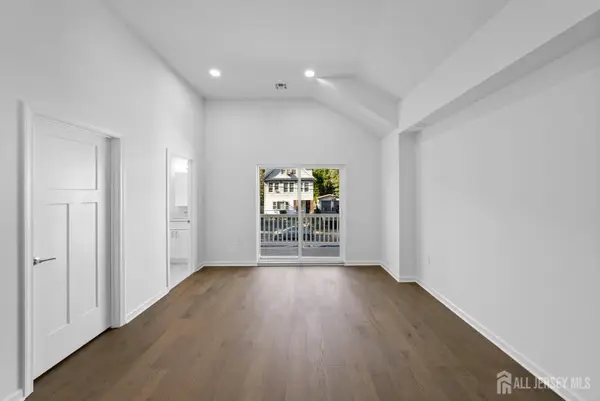 -410 Morris Place, Roselle, NJ 07203