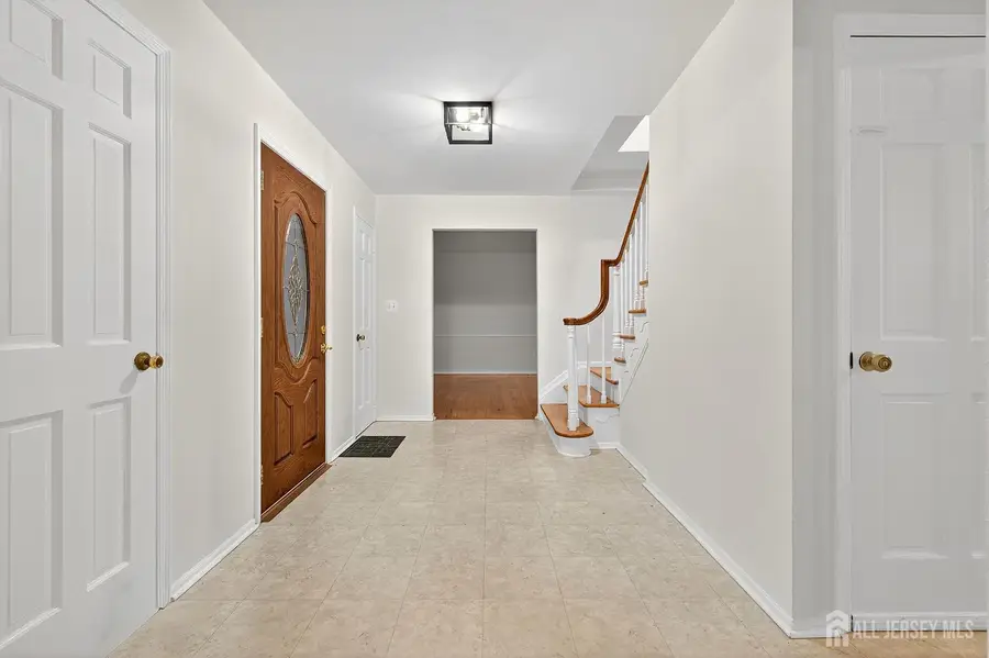 -1040 Hillside Drive, North Brunswick, NJ 08902 - Image #2