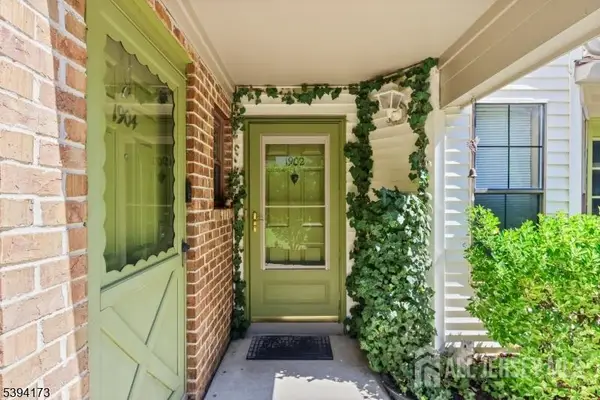 -1902 Bayhead Drive, Sayreville, NJ 08859