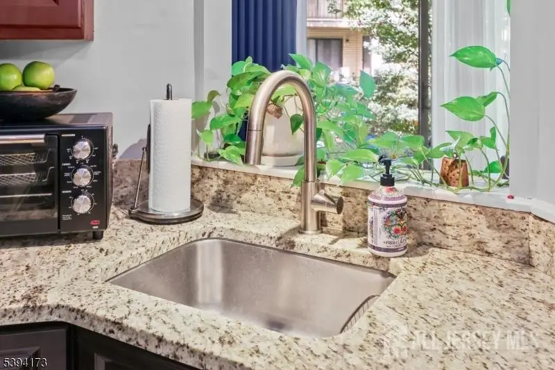 -1902 Bayhead Drive, Parlin, NJ 08859 - Image #3